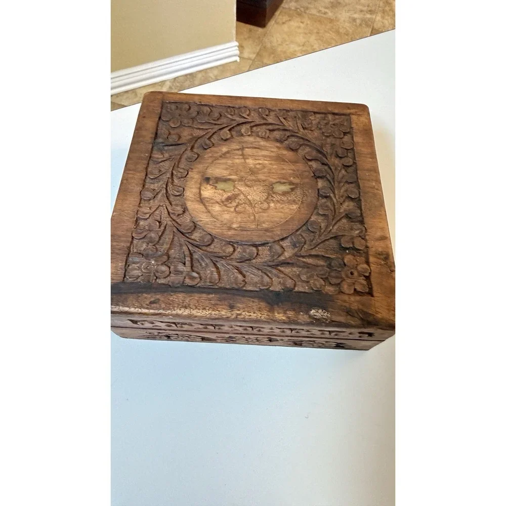 Vintage Hand Carved Wood Jewelry Trinket Box‎ Floral India 7x5 Rustic